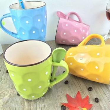 四季糖果色可愛波點陶瓷杯 咖啡牛奶杯 馬克杯帶勺