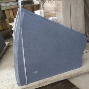 專業生產 碳化硅爐底板 碳化硅棚板 碳化硅管 耐磨板 性價比高 經久耐用