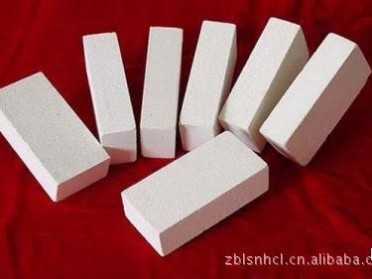 廠家大量出售優質保溫耐火磚高鋁聚輕球耐火保溫磚莫來石吊磚