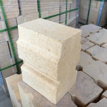 四季火耐材高鋁耐火磚廠家  高鋁磚  異型高鋁磚特異型高鋁磚  專業定做放心選擇