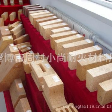 供應高品質耐火材料/耐火磚/保溫磚/硅磚/耐酸磚/澆注料
