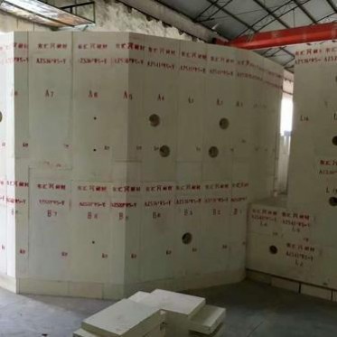 玻璃窯爐用 電熔鋯剛玉磚 耐磨 耐高溫 耐沖刷 熱震穩定性好 強度大