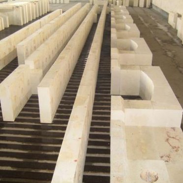 廠家供應泡花堿窯爐**電熔鋯剛玉磚AZS33#36#41#耐高溫 耐沖刷 使用壽命長